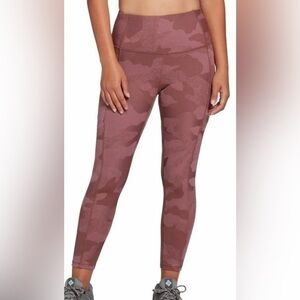 The North Face Luxe Motivation 7/8 Leggings Maroon Camo Medium